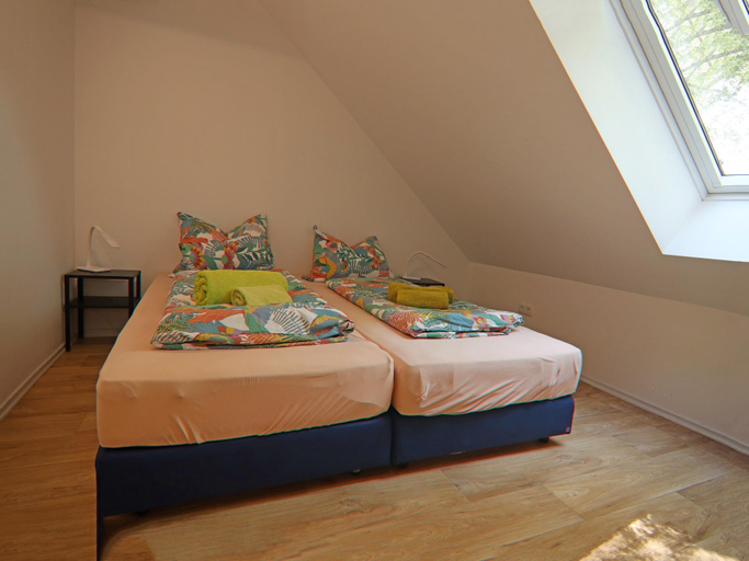 Bedroom 2, Reihenhaus Tulpe in Lohmen, Rostock