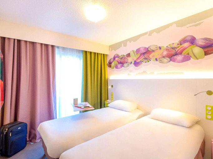 Bedroom 3, Ykard Hotel Frejus Saint-Raphael, Var