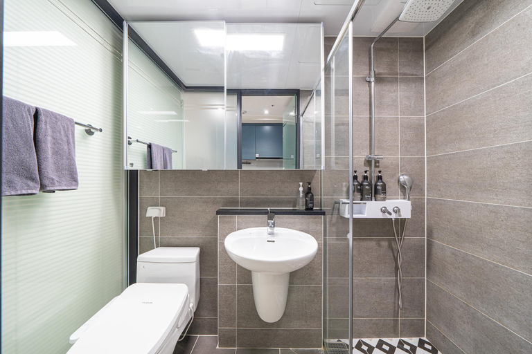 Bathroom 3, Urbanstay  Sokcho Beach AB, Sokcho