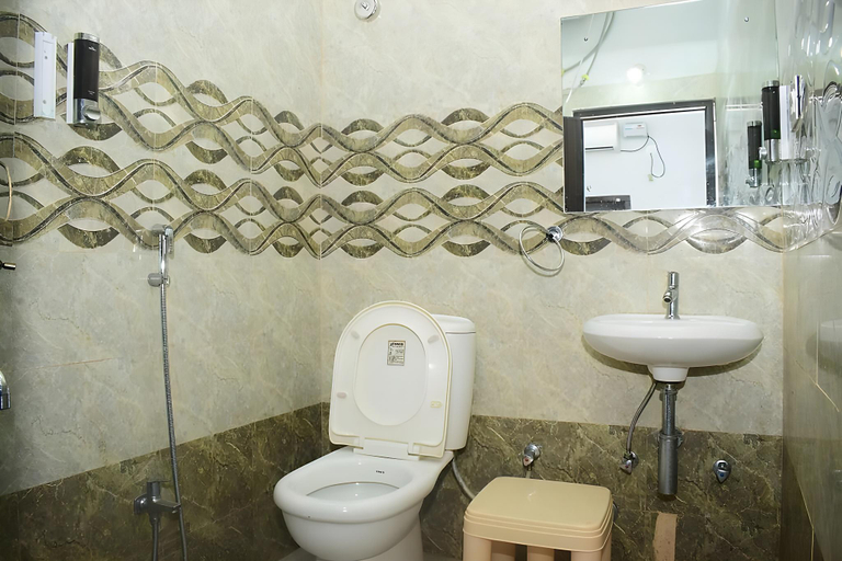 Bathroom 4, Hotel Rajendra Residency, Guwahati, Kamrup Metropolitan