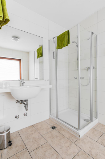 Bathroom 3, Landgasthof Ritter Hotel und Gastronomie GmbH, Konstanz