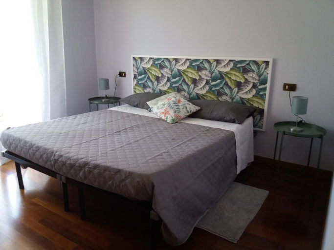 3, Baki B&B, Rimini