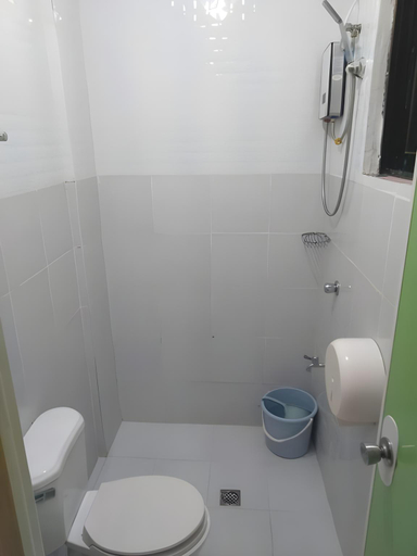 Bathroom, DJCI Apartelle w/kitchen walk to Robinson,Sm mall, NE pacific mall,S&R cabanatuan, Cabanatuan City