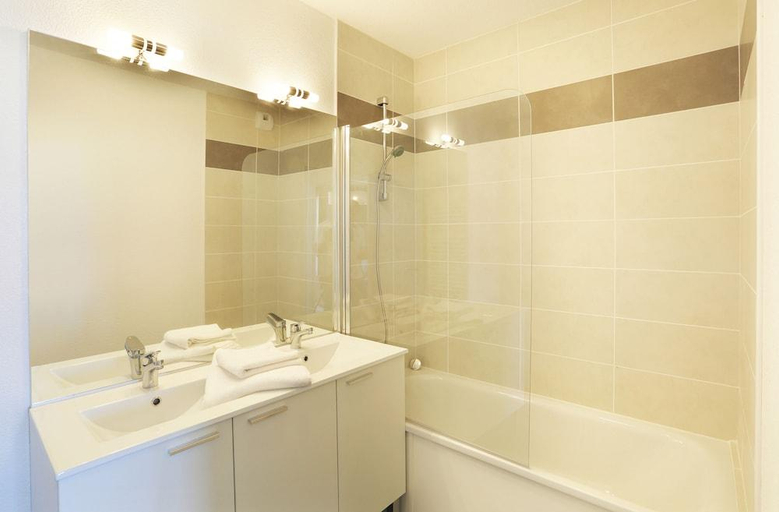 Bathroom 4, Résidence Nemea Cap Azur, Var