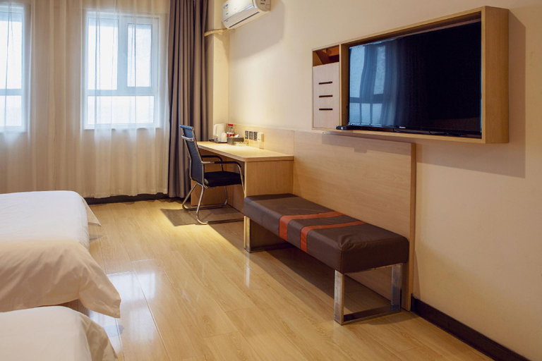 Bedroom 2, 7 Days Premium Xingtai Tianyi Square, Xingtai