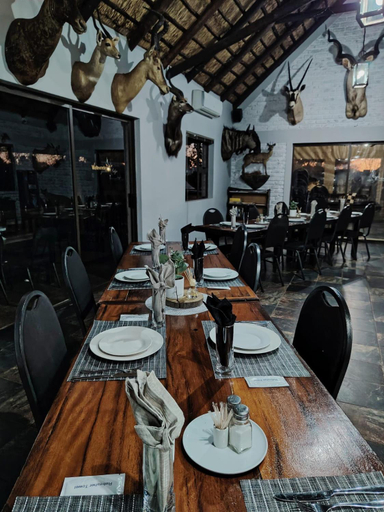 Food & Drinks 4, Weltevreden Game Lodge, Lejweleputswa
