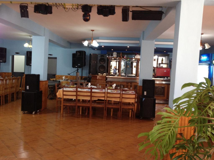 Food & Drinks 5, Hotel Jonufra, Vlorës