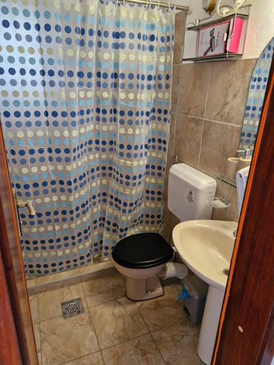 Bathroom 2, Apartment Bunjo's Beach House, Trogir