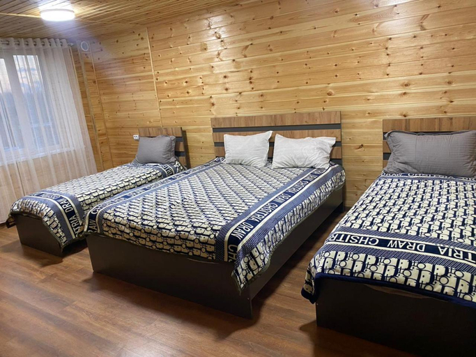 Bedroom 4, Syi-Ordo, Djety-Oguz
