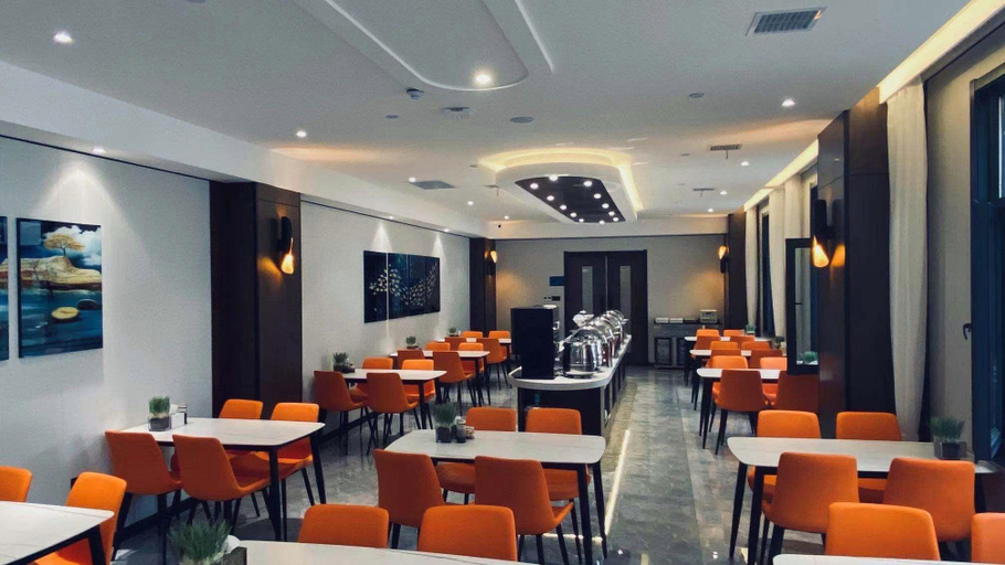 Food & Drinks 4, GreenTree Inn Express Datong High-Speed Railway Station Wanda Plaza Fangte, Datong