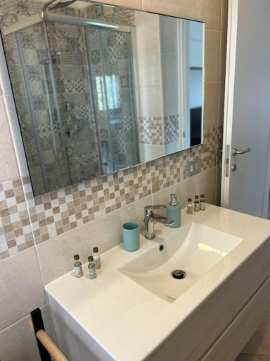 Bathroom 3, Villa Torre di Lupo by Casa Manfredi, Foggia