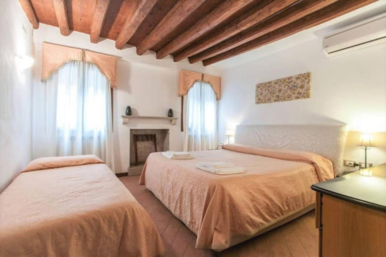 2, Malu, Venezia
