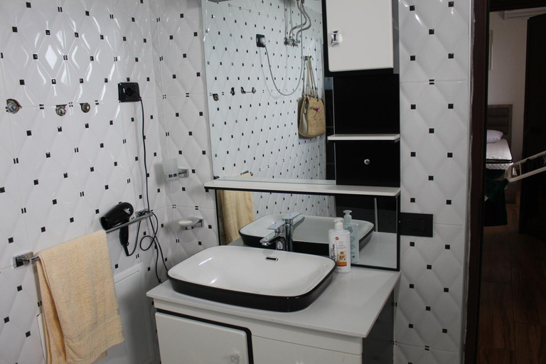 Bathroom 2, Villa Panorama Ishem, Durrësit