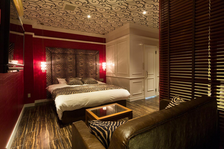 Sport & Beauty, Hotel Youme Tsukasa (Love Hotel), Yame