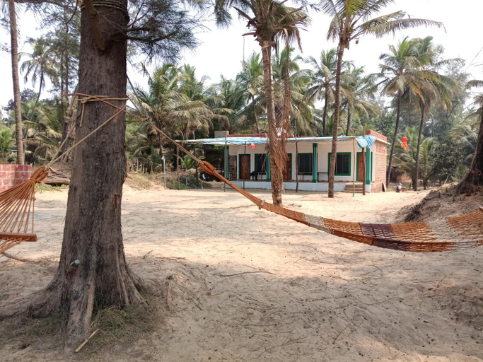 Others 3, Annapurna beach resort, Sindhudurg