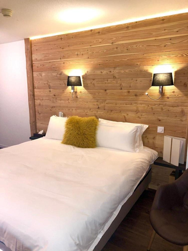 Bedroom 3, Hotel Snow Chill, Hautes-Alpes