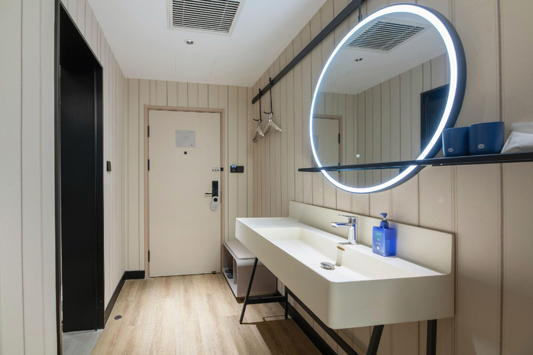 Bathroom 3, Hanting Hotel Xingtai College, Xingtai