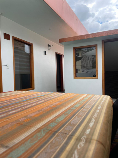 Others 5, HOSTAL Aly 3, Otavalo