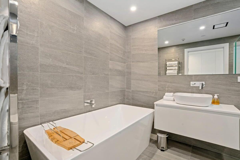 Bathroom 3, Lakefront Premier Studio, Queenstown-Lakes
