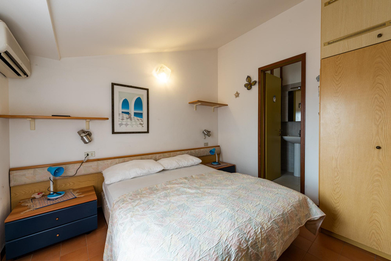 Bedroom 4, Oceanview apartment with two terraces, Venezia