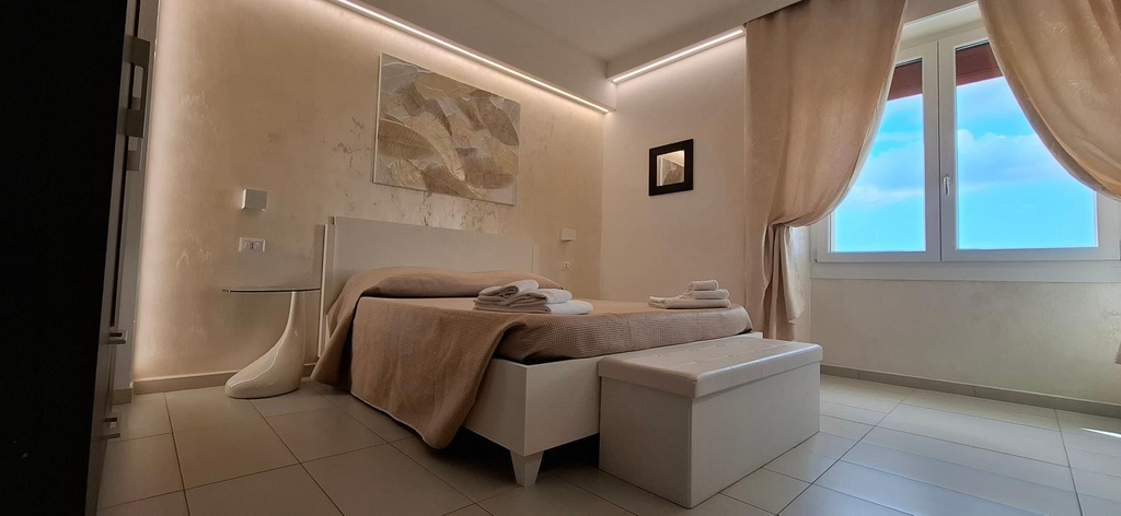 Others 4, B&B Alpolt, Sassari