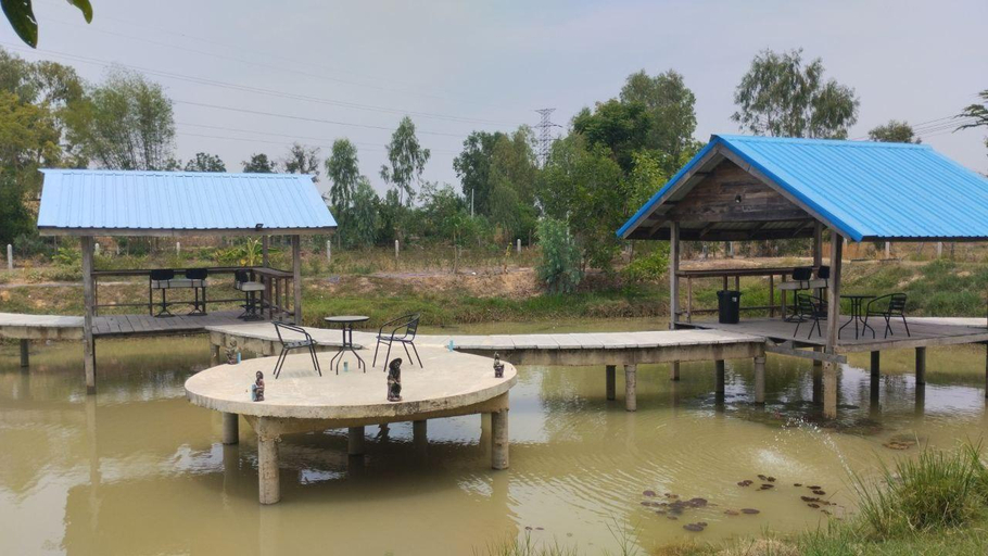 3, The Village, Prakhon Chai