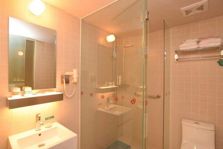 Bathroom 3, Jinjiang Inn Select Shiyan Checheng West Road, Shiyan
