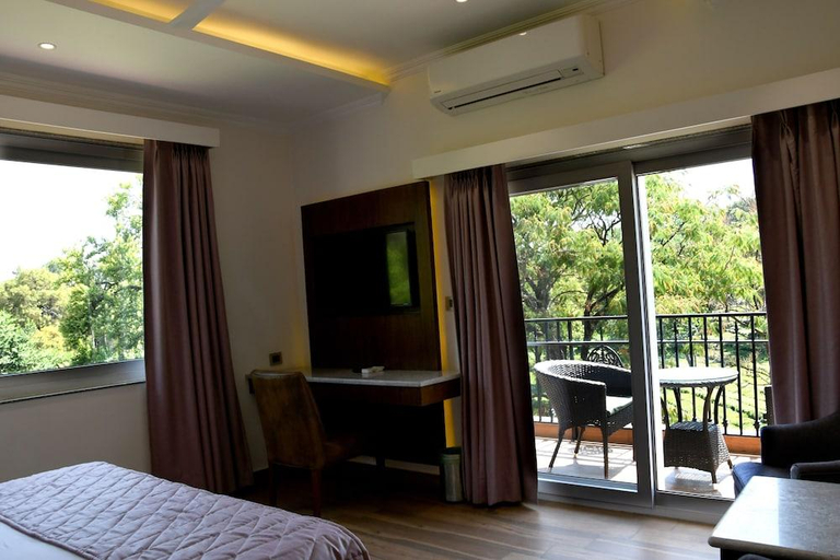 Bedroom 2, Mastiff Villa Camellia by OTHPL, Kangra