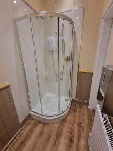 Bathroom 3, Roy Bridge Hotel, Highland