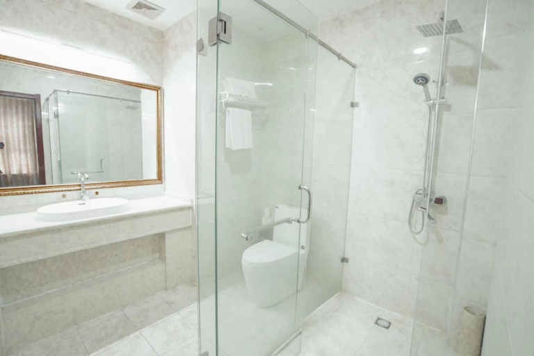 Bathroom 3, Minfeng Dihuang International Hotel, Khotan