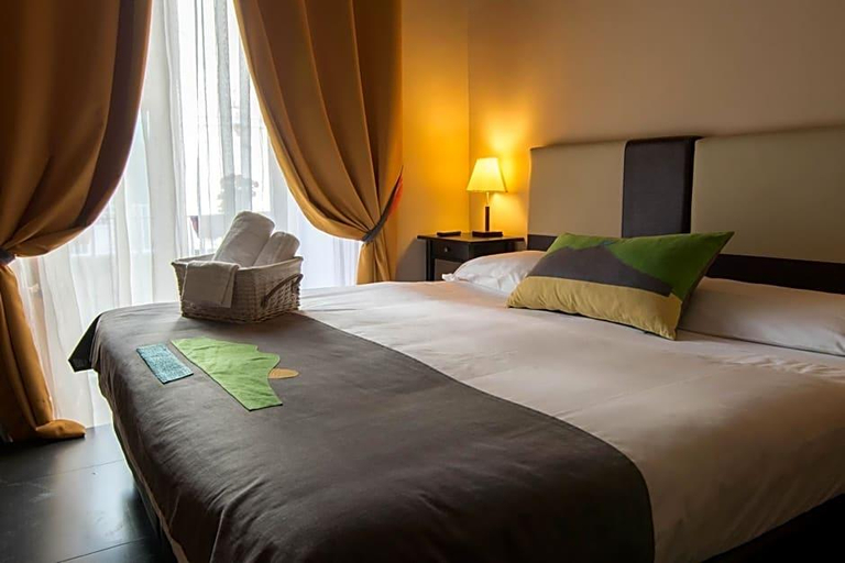 Bedroom 3, Hotel Residence Aparthotel Plebiscito, Napoli
