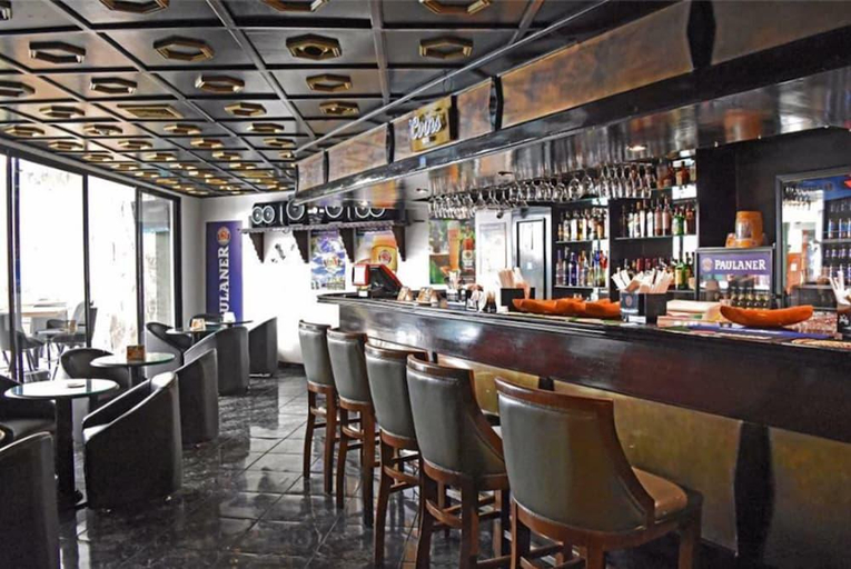 Food & Drinks 5, Hotel Excelsior, Distrito Central