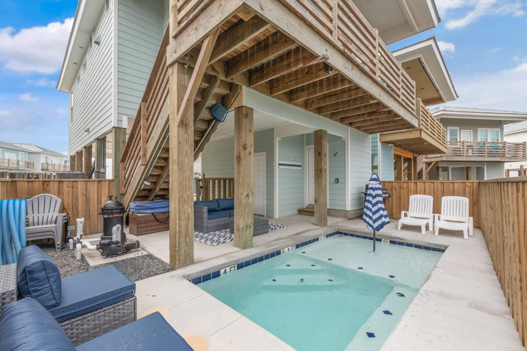 Sport & Beauty 2, Anchor House - Private Pool & Ocean Views!, Nueces