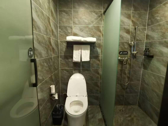 Bathroom 3, Urban Garden Hotel Linyi Jinluo 1st Road, Linyi