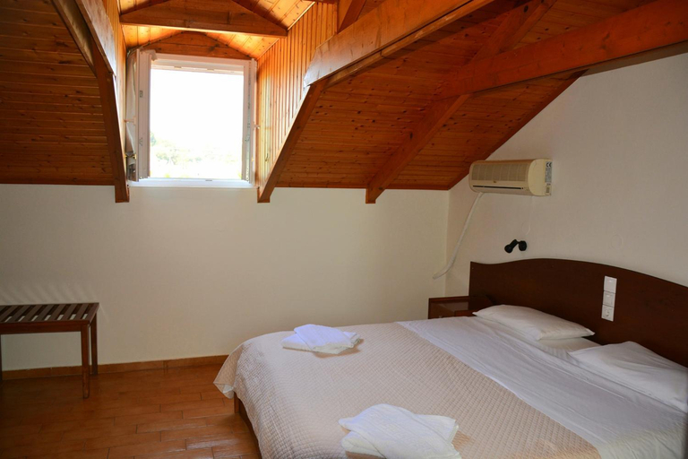 Bedroom 3, Red Rose Garden, Ionian Islands