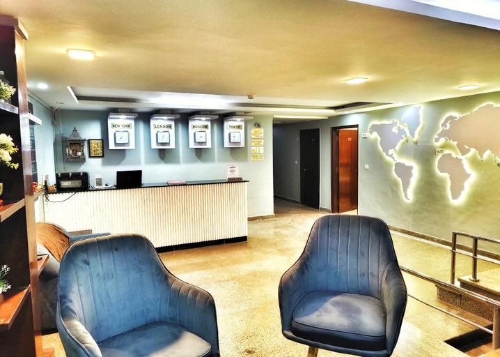 Public Area 2, Hotel the terminal, Delhi