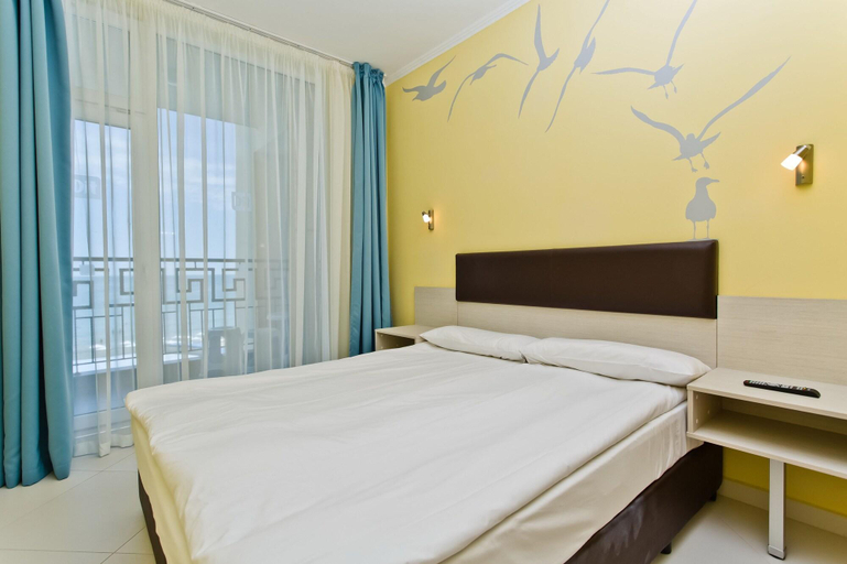 Bedroom 3, Blue Pearl Hotel - Ultra All - Inclusive, Nesebar