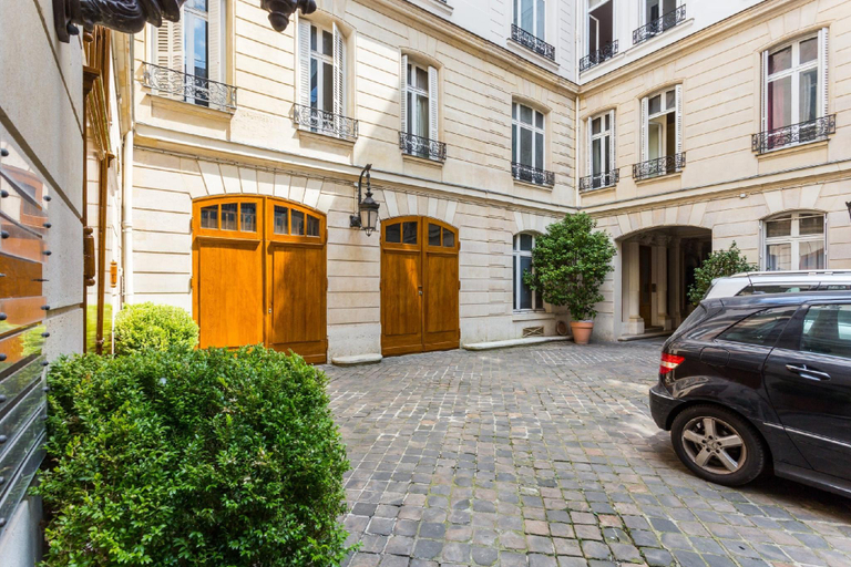 Exterior view 4, Modern studio for 4 people - Arc de Triomphe, Paris