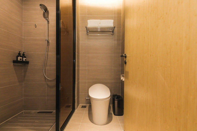 Bathroom 3, Ji Hotel Urumqi Convention And Exhibition Center, Ürümqi
