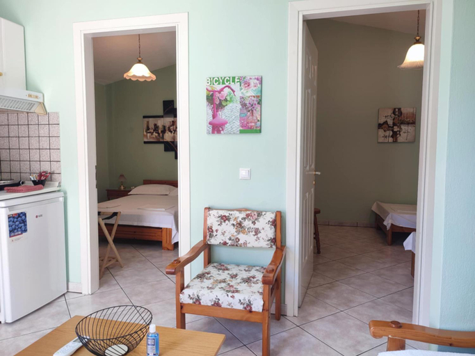 Others 4, Villa Melina 1, East Macedonia and Thrace