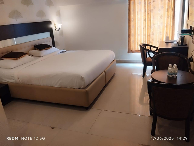 Bedroom 3, Hotel Sitara Grand LB Nagar, Ranga Reddy