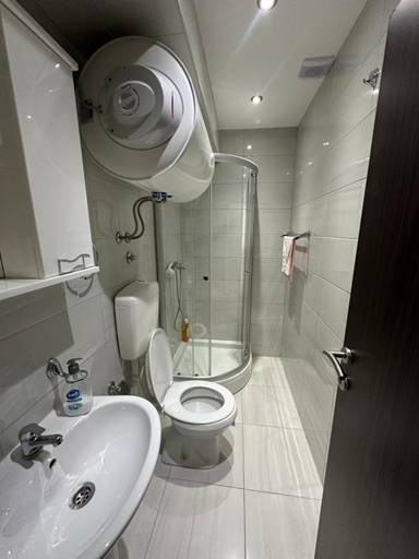 Bathroom 5, Apartments Riviera Budva