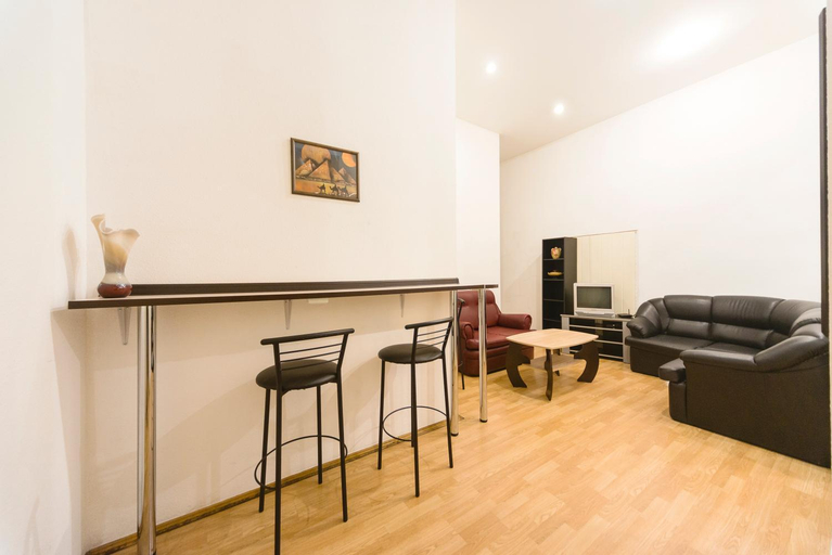 Others 3, Muzey Hostel, Shevchenkivs'kyi