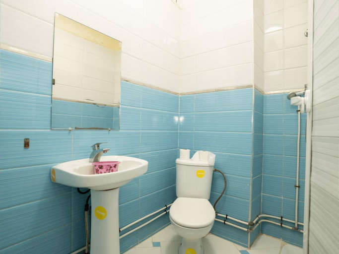Bathroom, ZELLAKA hôtel & café, Khouribga