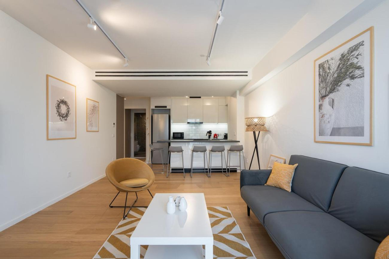 Shared lounge/TV area 5, LIV Athinum 1 - Luxury Apartments, Attica