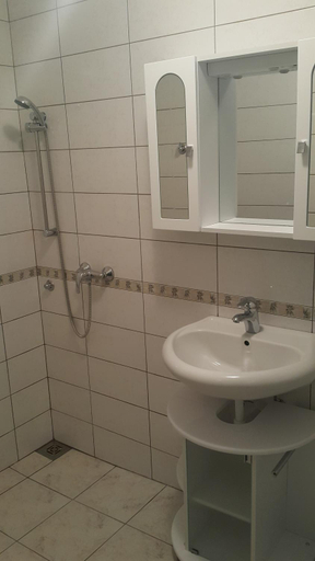 Bathroom 4, Apartments Metka, Murter