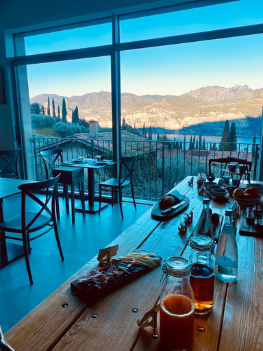 Food & Drinks, Relais PINF, Verona