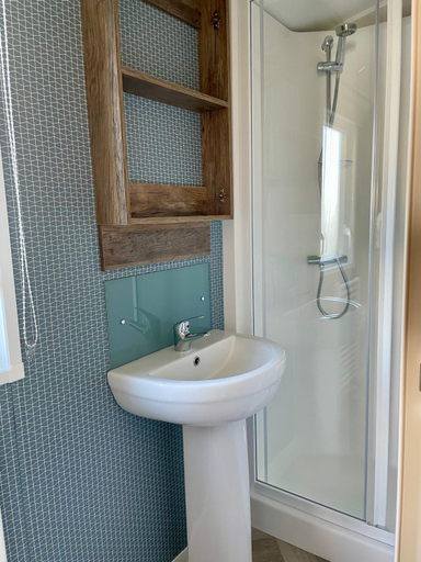 Bathroom 5, Hendre Coed Isaf Caravan Park, Gwynedd