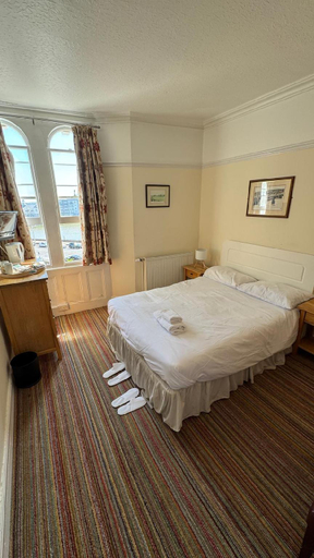 Bedroom 4, Birchfield Hotel, North Somerset