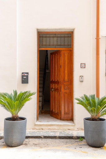 Others 4, I Parrini, Agrigento